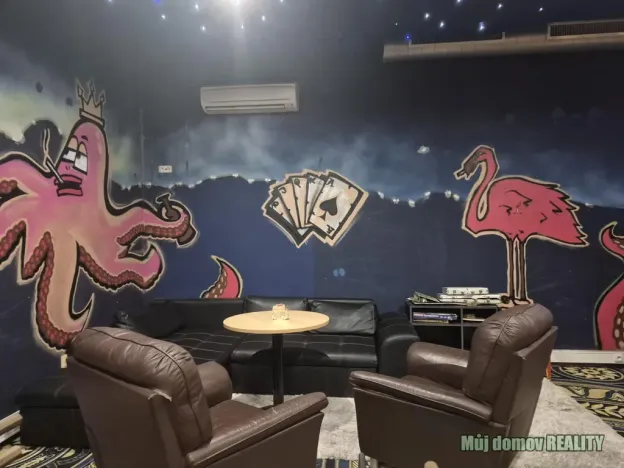 Pronájem restaurace, Praha - Letňany, 124 m2