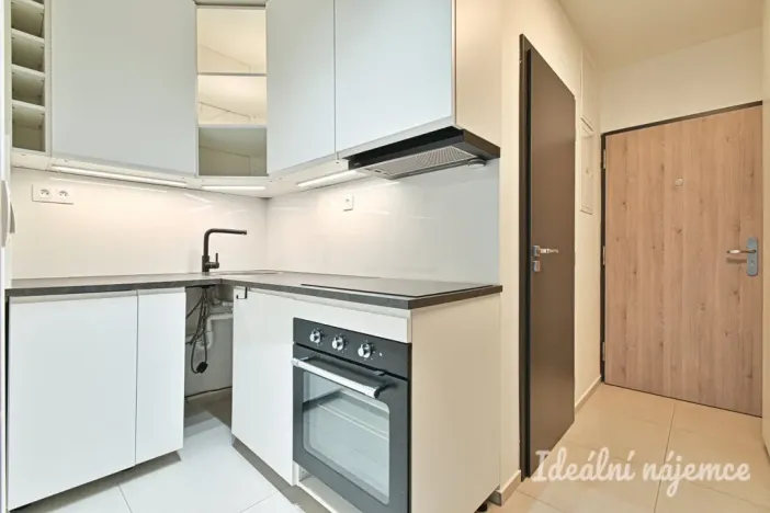 Pronájem bytu 1+1, Hovorčovice, U Špýcharu, 24 m2