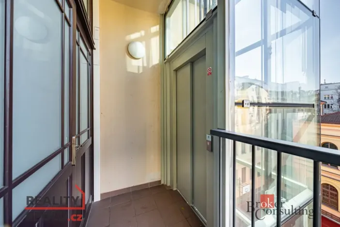 Prodej bytu 3+kk, Praha - Smíchov, Zborovská, 74 m2