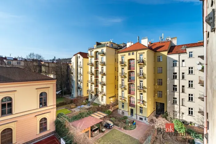 Prodej bytu 3+kk, Praha - Smíchov, Zborovská, 74 m2