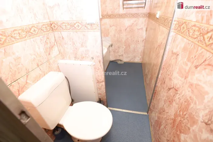 Prodej bytu 2+1, Hroznětín, Sídliště, 64 m2