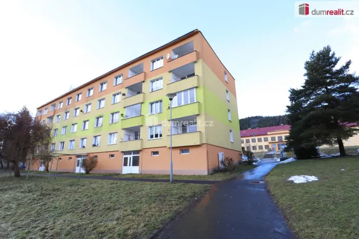 Prodej bytu 2+1, Hroznětín, Sídliště, 64 m2