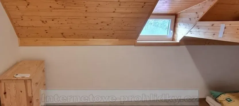 Pronájem bytu 2+kk, Praha - Vysočany, Kbelská, 28 m2