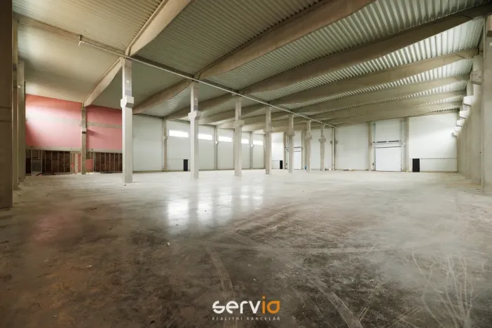 Pronájem skladu, Brno, Zaoralova, 4828 m2