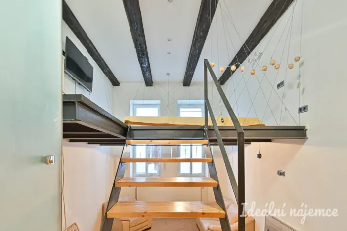 Pronájem bytu 1+1, Brno, Sirotkova, 38 m2