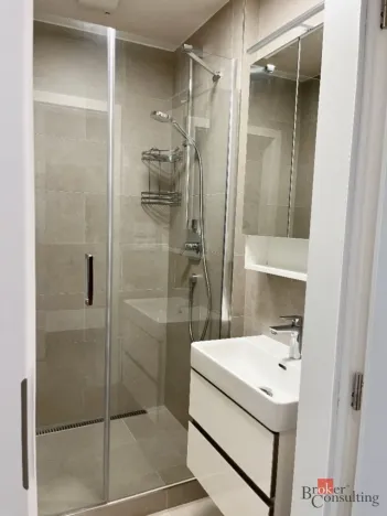 Pronájem bytu 2+kk, Praha - Kobylisy, Mirovická, 44 m2