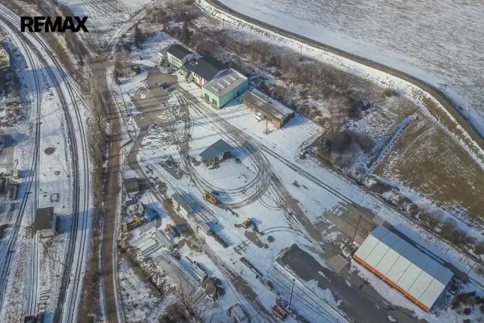 Prodej výrobních prostor, Okříšky, Za tratí, 2224 m2