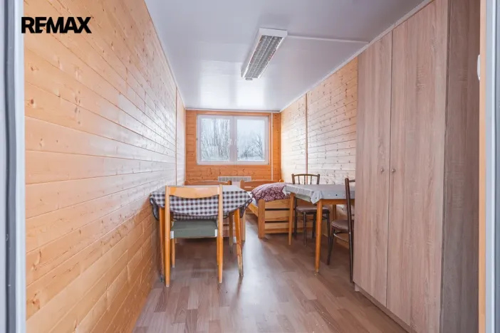 Prodej výrobních prostor, Okříšky, Za tratí, 2224 m2