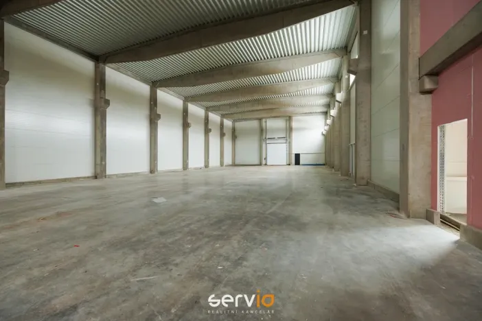 Pronájem skladu, Brno, Zaoralova, 1397 m2