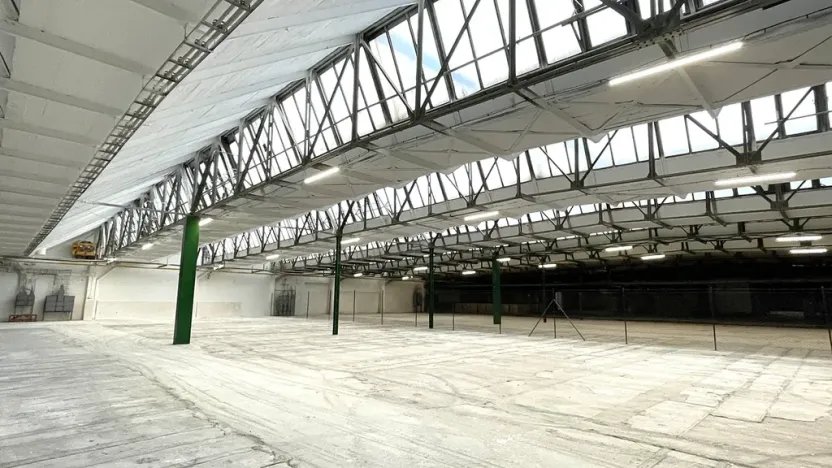 Pronájem skladu, Louny, Postoloprtská, 2200 m2