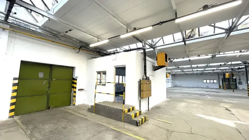 Pronájem skladu, Louny, Postoloprtská, 1200 m2