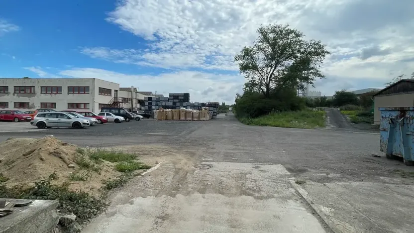Pronájem skladu, Louny, Postoloprtská, 1100 m2
