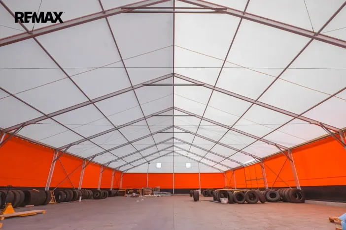 Prodej komerčního pozemku, Okříšky, Za tratí, 34555 m2