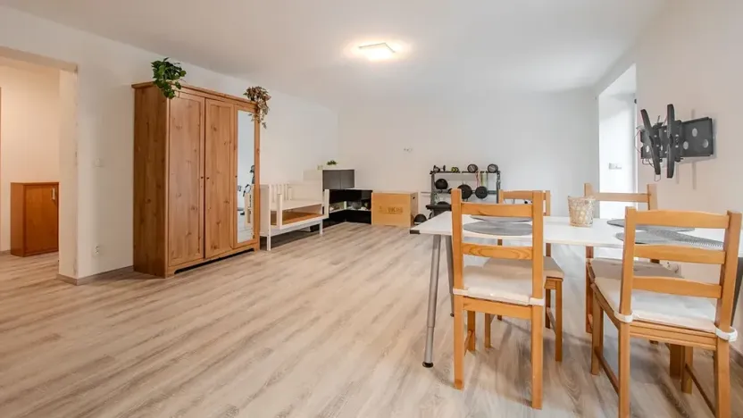 Pronájem bytu 2+kk, Pátek, 80 m2