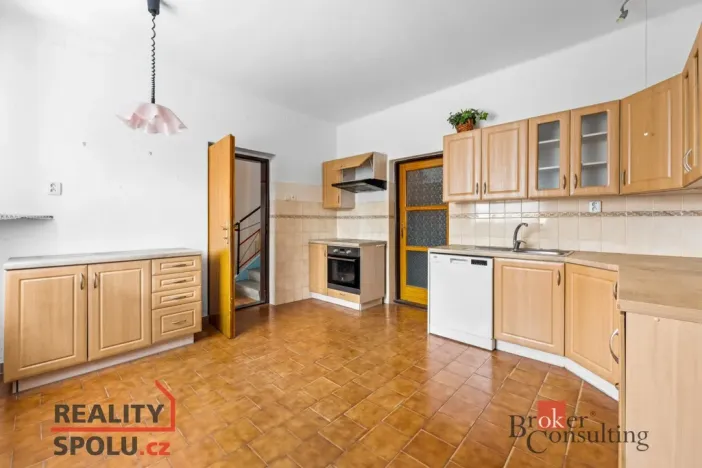 Prodej rodinného domu, Pardubice - Ohrazenice, Seifertova, 195 m2