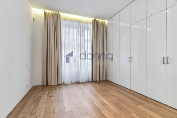 Pronájem bytu 3+kk, Praha, Laubova, 134 m2