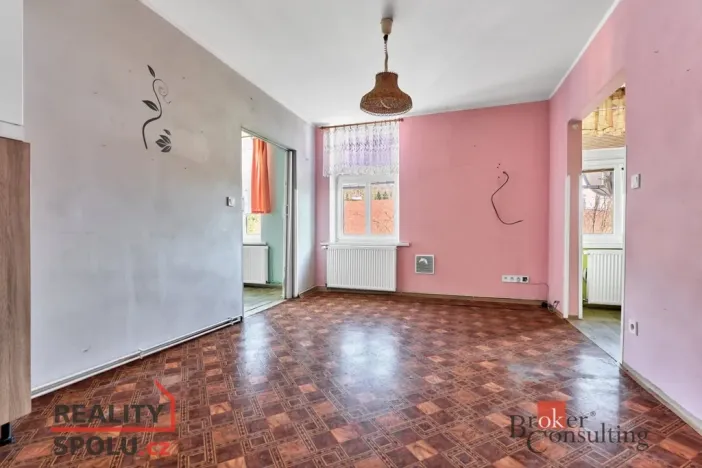 Prodej bytu 2+1, Nejdek, náměstí Karla IV., 70 m2