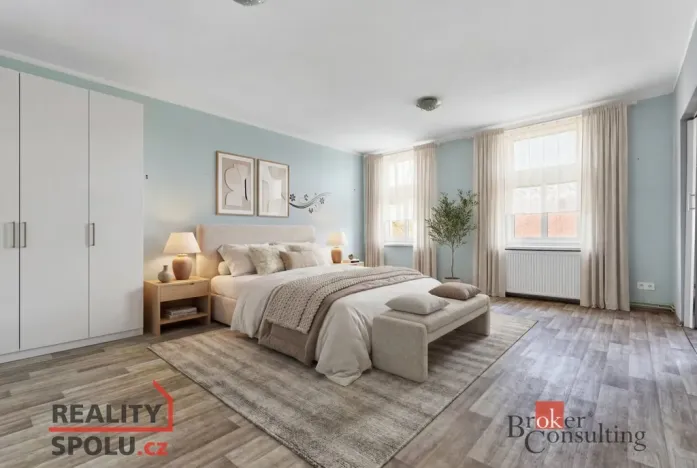 Prodej bytu 2+1, Nejdek, náměstí Karla IV., 70 m2