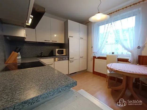 Pronájem bytu 2+1, Sokolov, Atletická, 62 m2