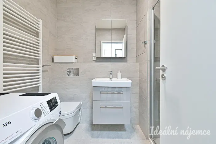 Pronájem bytu 2+kk, Brno, Líšeňská, 34 m2