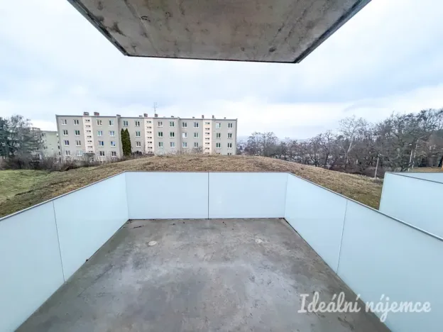 Pronájem bytu 2+kk, Brno, Líšeňská, 34 m2