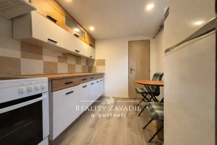 Pronájem bytu 2+1, Praha - Radotín, Na Výšince, 42 m2