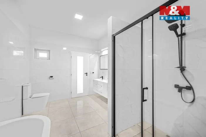 Prodej rodinného domu, Hradec Králové - Kukleny, Pražská třída, 91 m2