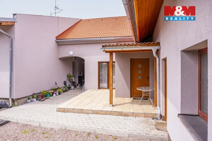 Prodej bytu 3+1, Hradec Králové - Kukleny, Pražská třída, 91 m2