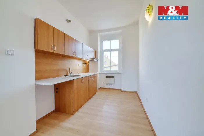 Prodej bytu 2+kk, Mariánské Lázně, Husova, 48 m2