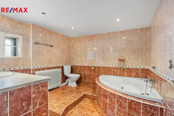 Prodej ubytování, Chuchelna - Komárov, 428 m2