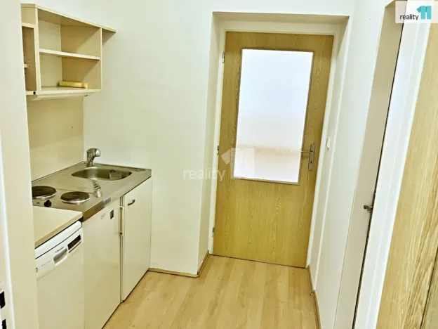 Prodej kanceláře, Plzeň - Východní Předměstí, Rubešova, 65 m2