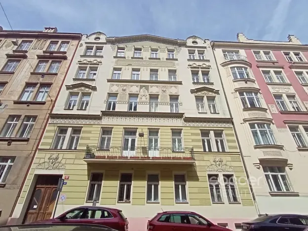 Pronájem bytu 2+kk, Praha - Holešovice, Jirečkova, 40 m2