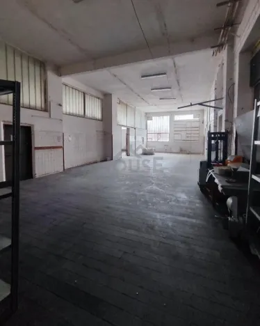 Prodej výrobních prostor, Přelouč, Sportovní, 4222 m2