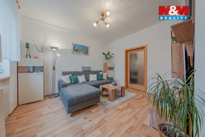 Prodej bytu 2+1, Valašské Meziříčí - Krásno nad Bečvou, Čajkovského, 58 m2