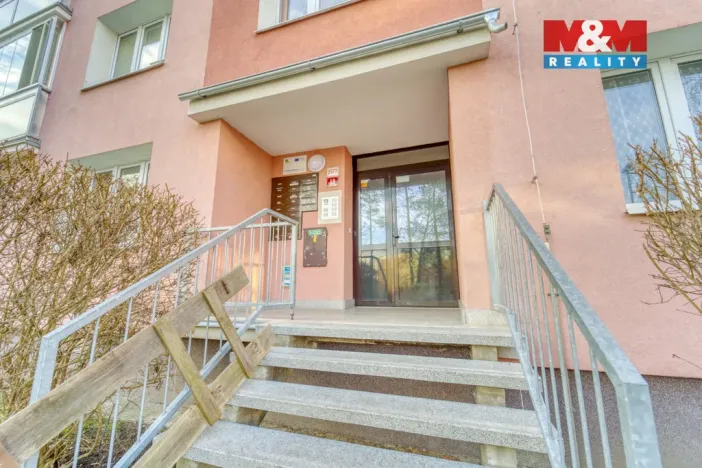 Prodej bytu 2+1, Plzeň - Jižní Předměstí, Skupova, 62 m2