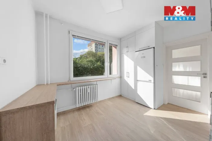 Pronájem bytu 3+1, Děčín - Děčín IX-Bynov, Sokolská, 67 m2