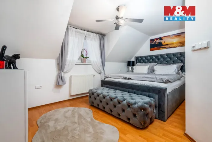 Prodej rodinného domu, Horní Třešňovec, 847 m2