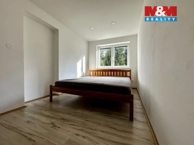 Prodej rodinného domu, Kamýk nad Vltavou, 194 m2