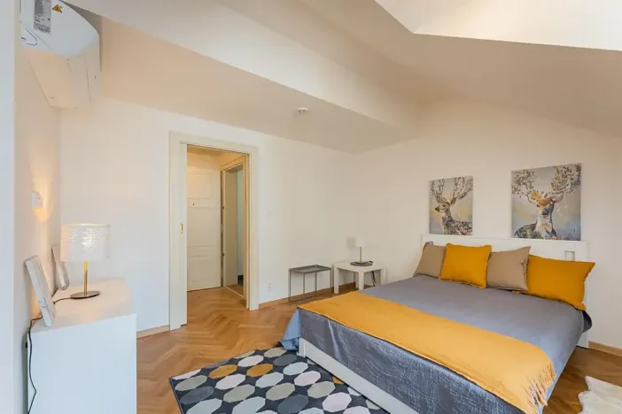 Pronájem bytu 1+kk, Praha - Staré Město, Kozí, 31 m2