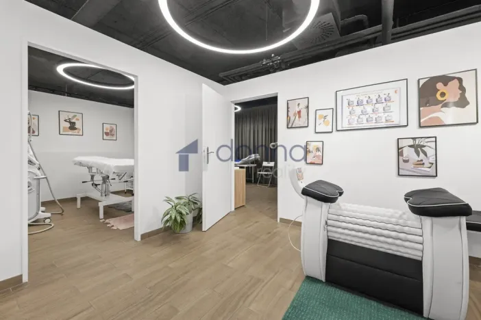 Pronájem obchodního prostoru, Praha, Sokolovská, 363 m2