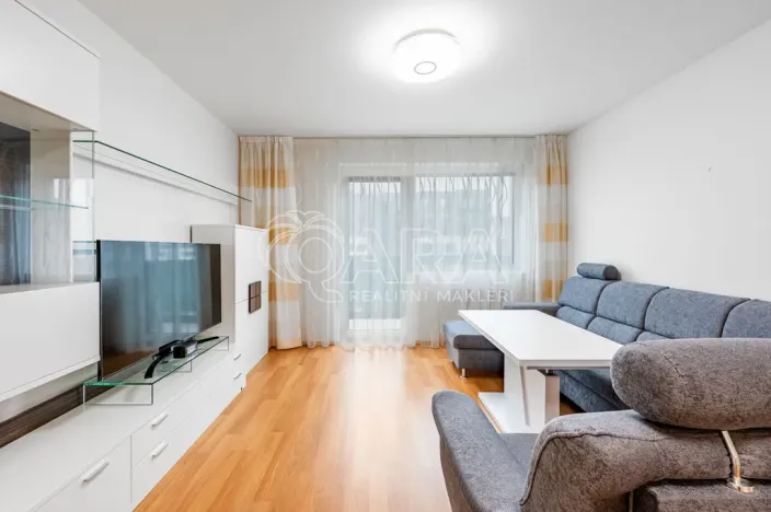 Pronájem bytu 2+kk, Praha, Fikerova, 62 m2