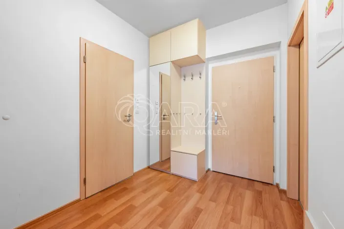 Pronájem bytu 2+kk, Praha, Fikerova, 62 m2