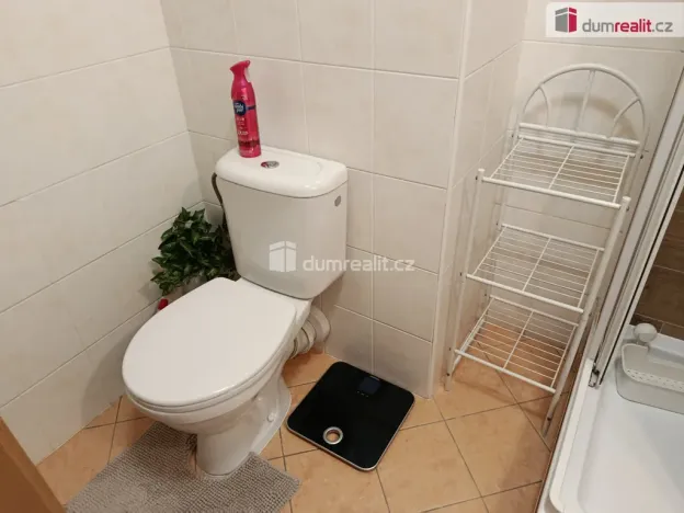 Pronájem bytu 1+kk, Praha - Řepy, Zrzavého, 34 m2