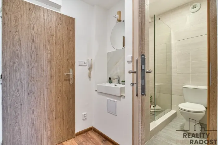 Pronájem bytu 1+kk, Karviná, Prameny, 20 m2