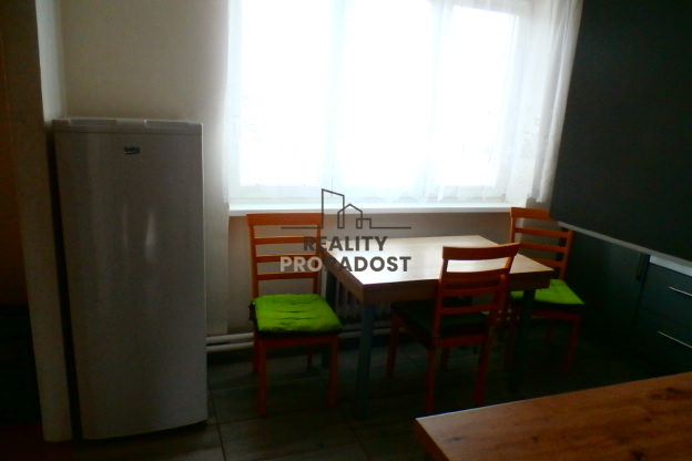 Prodej bytu 3+1, Božice, 74 m2