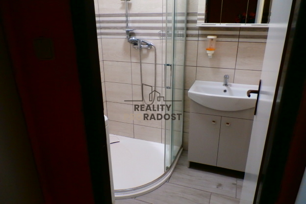 Prodej bytu 3+1, Božice, 74 m2