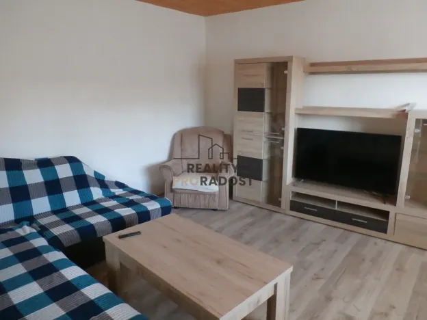 Prodej bytu 3+1, Božice, 74 m2