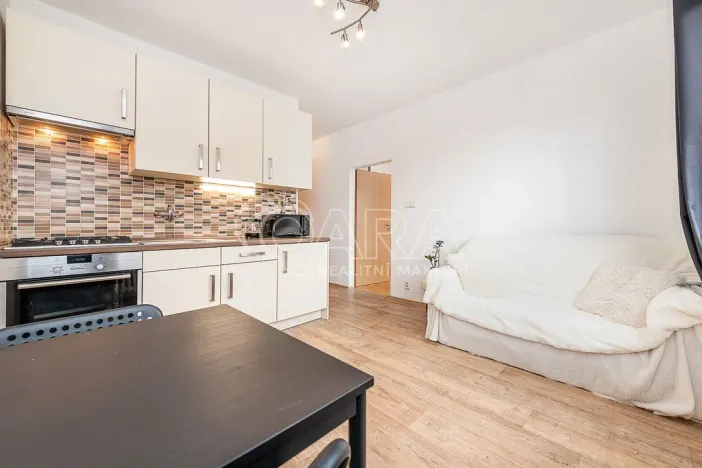 Pronájem bytu 1+1, Liberec - Liberec III-Jeřáb, Vaňurova, 37 m2