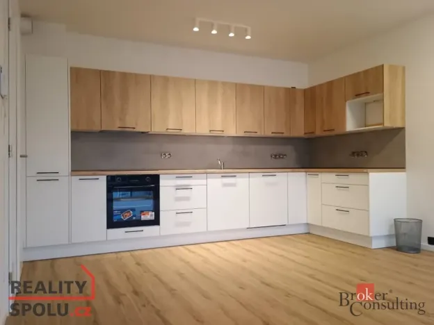 Pronájem bytu 2+kk, Kladno - Dubí, Ke křížku, 54 m2