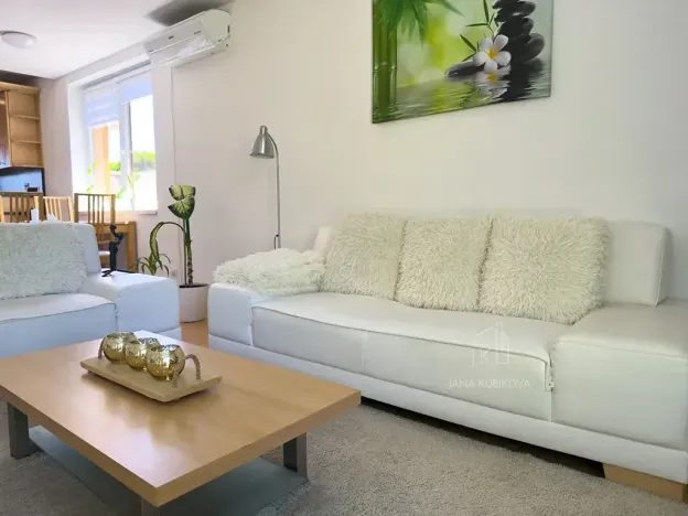 Prodej rodinného domu, Těmice, 252 m2